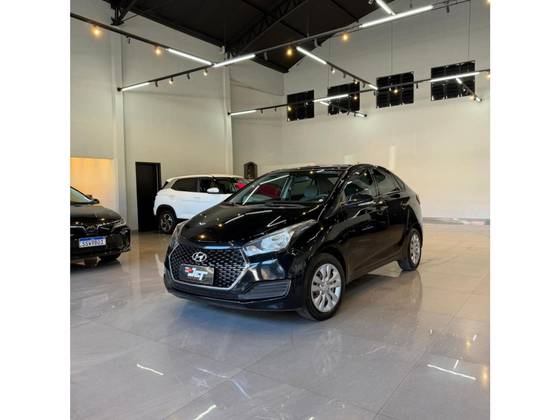 HYUNDAI HB20S 1.6 COMFORT PLUS 16V FLEX 4P AUTOMÁTICO